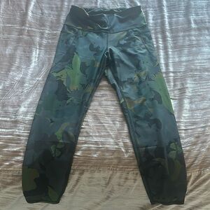 Old Navy Active Elevate Leggings